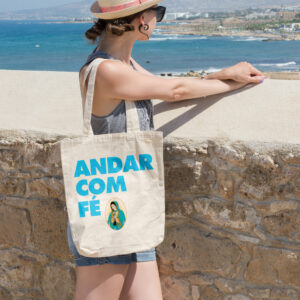 KIT Fé: Ecobag católica Andar Com Fé, Bloco de Notas e Terço de Madeira são Bento